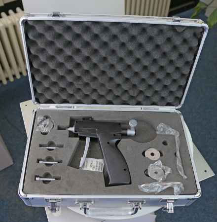 Pistol-three-point inside measuring instrument,  6 - 12 mm