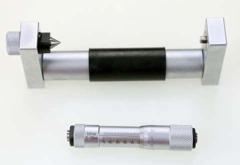 Dig. universal micrometer, 7 anvils,  0 - 25 mm